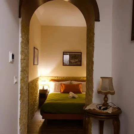 Dolce Angelo Sutri